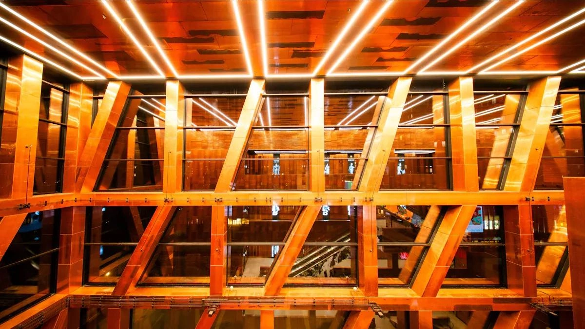 כיצד לבחור זוויות אלומה באורות LED ליניאריים אופטיים למרעה בקירות